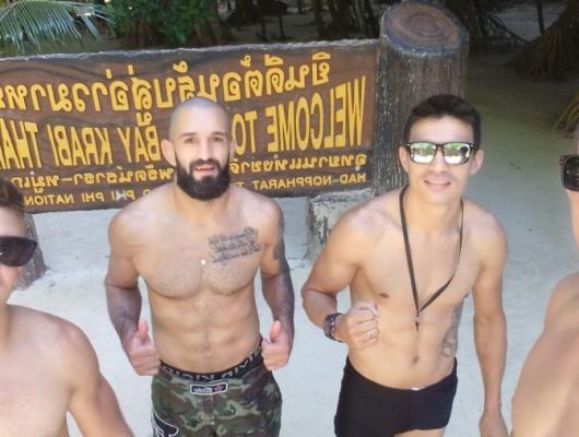 Renato, Estevão, Simon e Jussemar / Phi Phi Island Tailândia