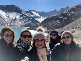 Andiara, Gabriela, Paloma, Alexandra e Ana Paula / Chile